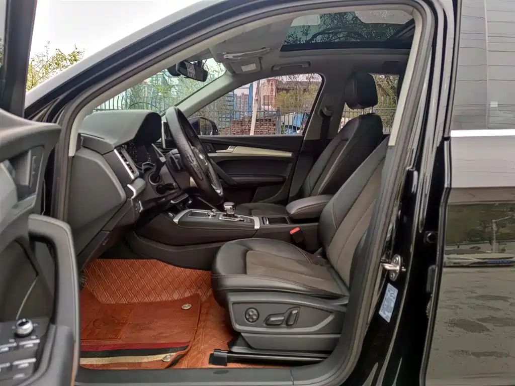 Audi Q5L 2018 40 TFSI Prestige Fashion (China V) фото 7
