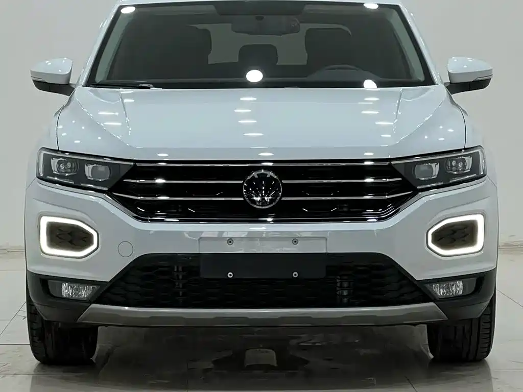 Photo 2 - Volkswagen T-ROC