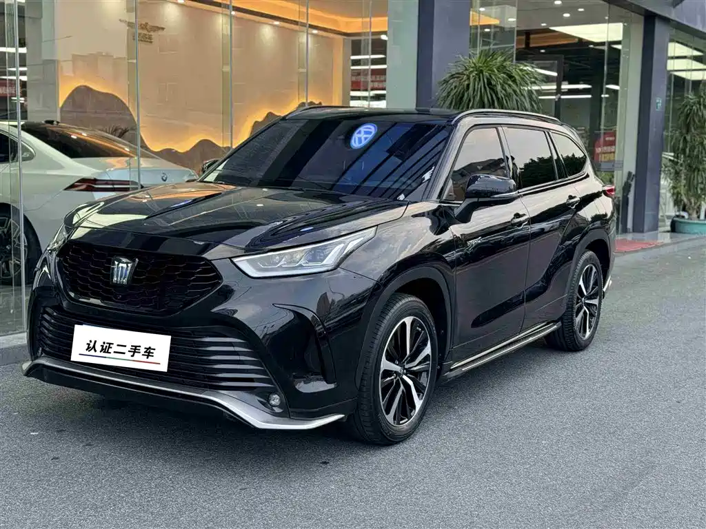 Toyota Crown Kluger 2022 2.5L HEV 4WD Luxury Edition