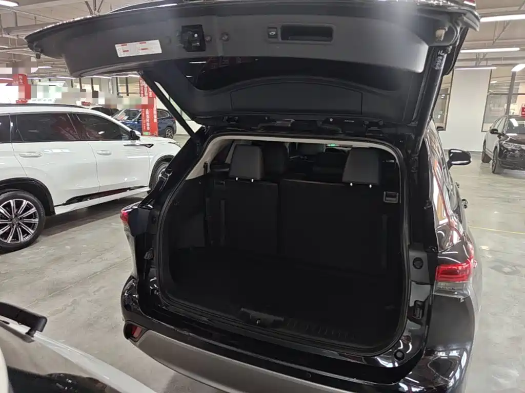 Toyota Highlander 2023 2023 2.5L Smart Hybrid Dual Engine AWD Premium 7-Seater