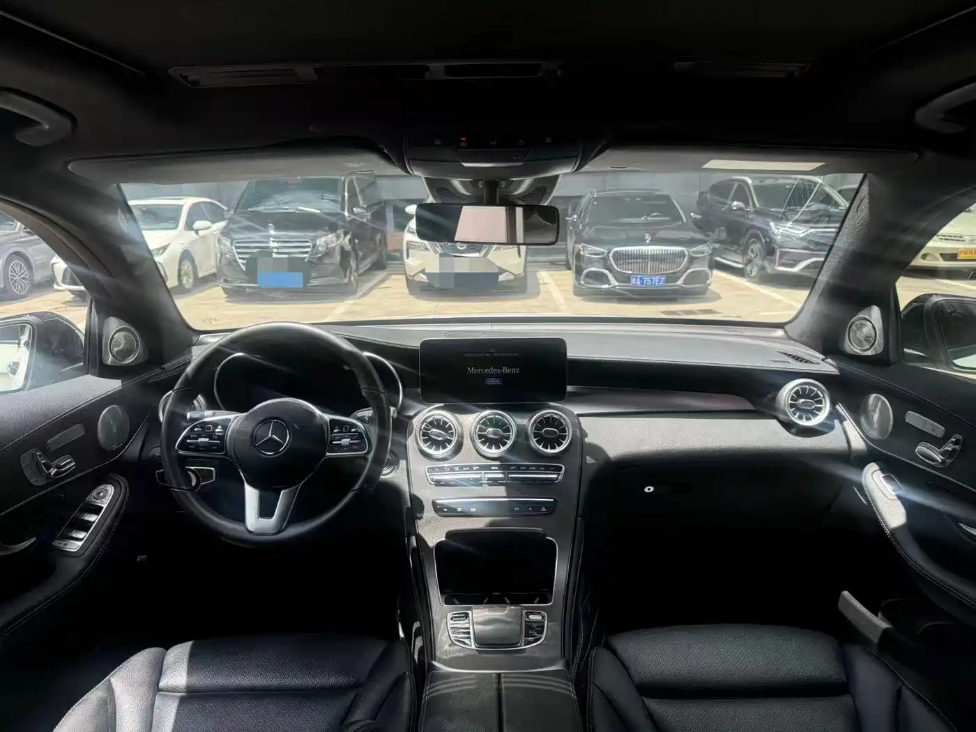 Mercedes-Benz GLC Coupe 2020 GLC 300 4MATIC Coupe SUV фото 6