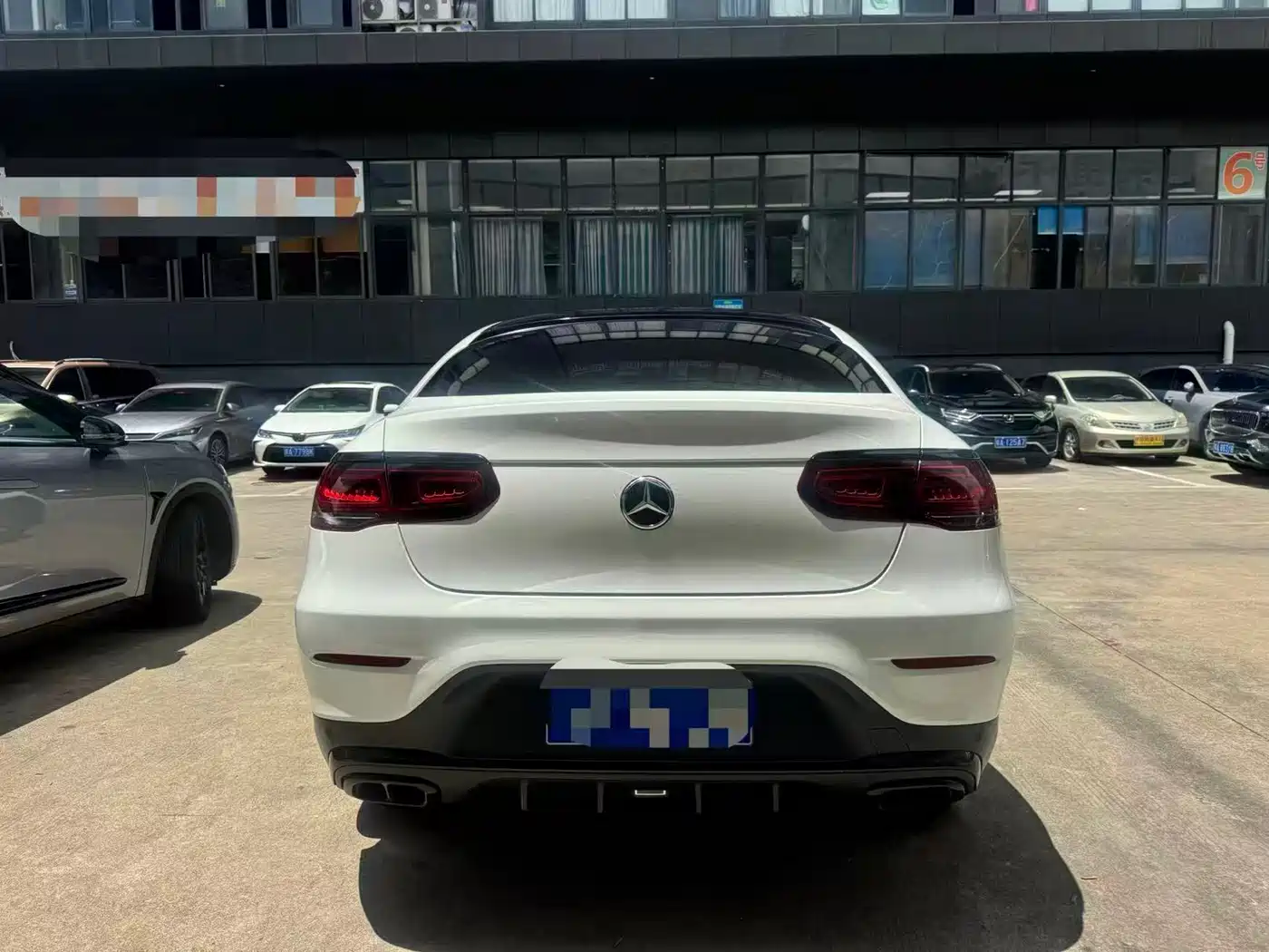 Mercedes-Benz GLC Coupe 2020 GLC 300 4MATIC Coupe SUV фото 9
