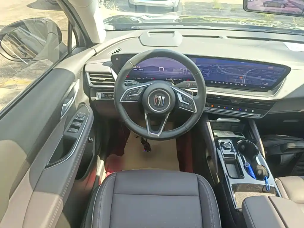 Buick Envision Plus 2026 2026 Envision Plus 28T FWD Base