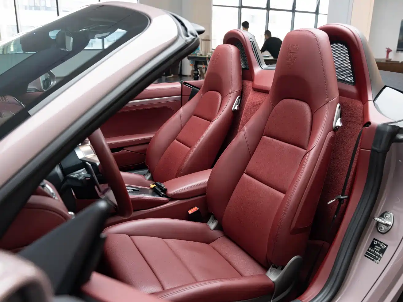 Porsche 718 2022 Boxster 2.0T фото 10