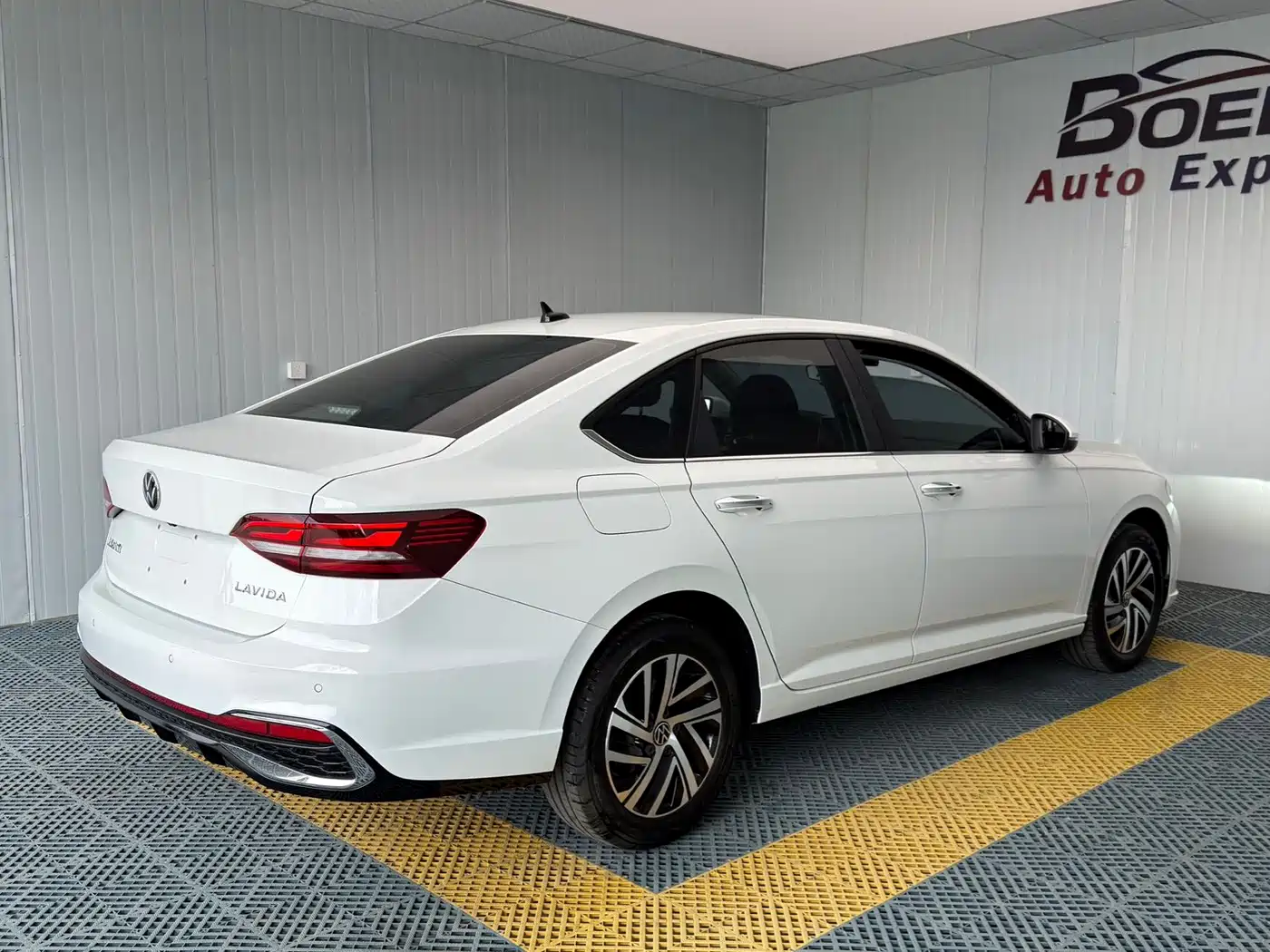 Volkswagen Lavida, миниатюра 4