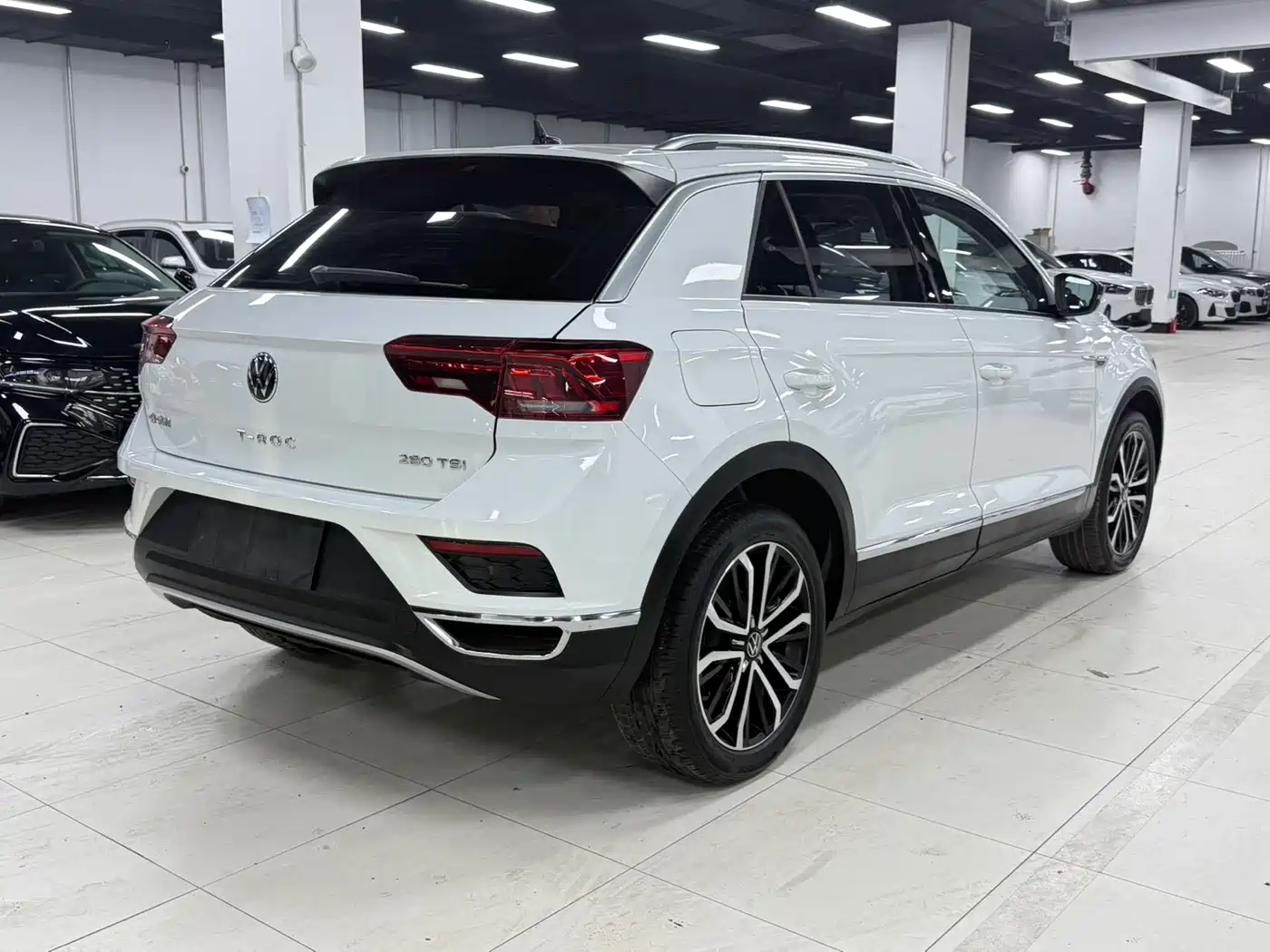 Volkswagen T-ROC 2022 280TSI DSG 2WD Comfort PLUS фото 5
