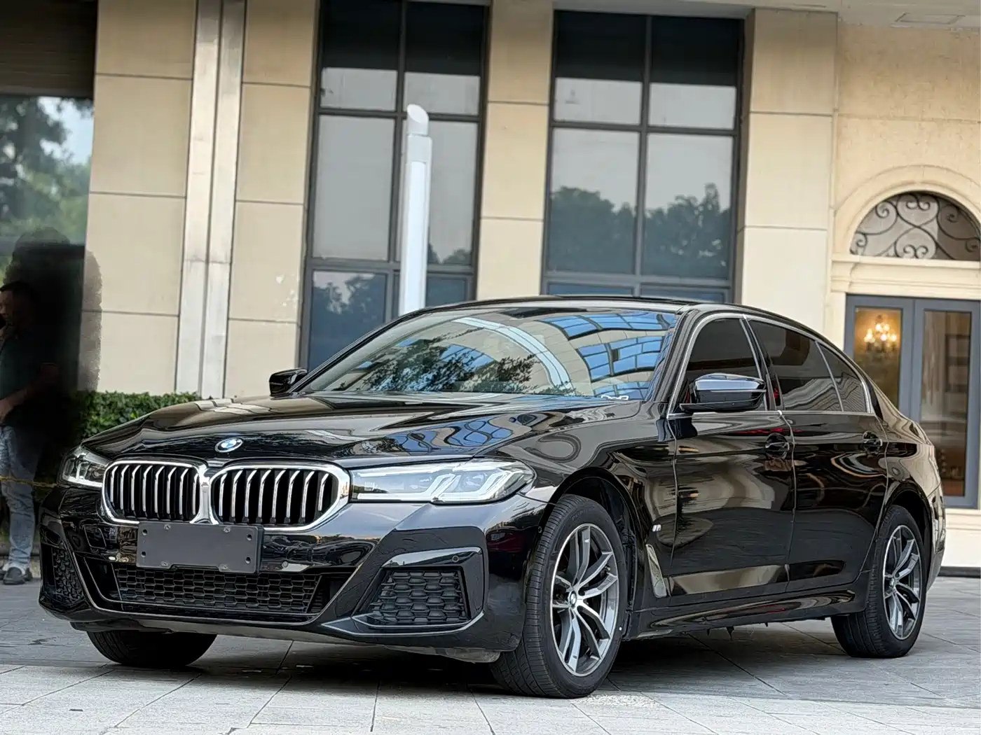 BMW 5 Series 2021 525Li M Sport Package