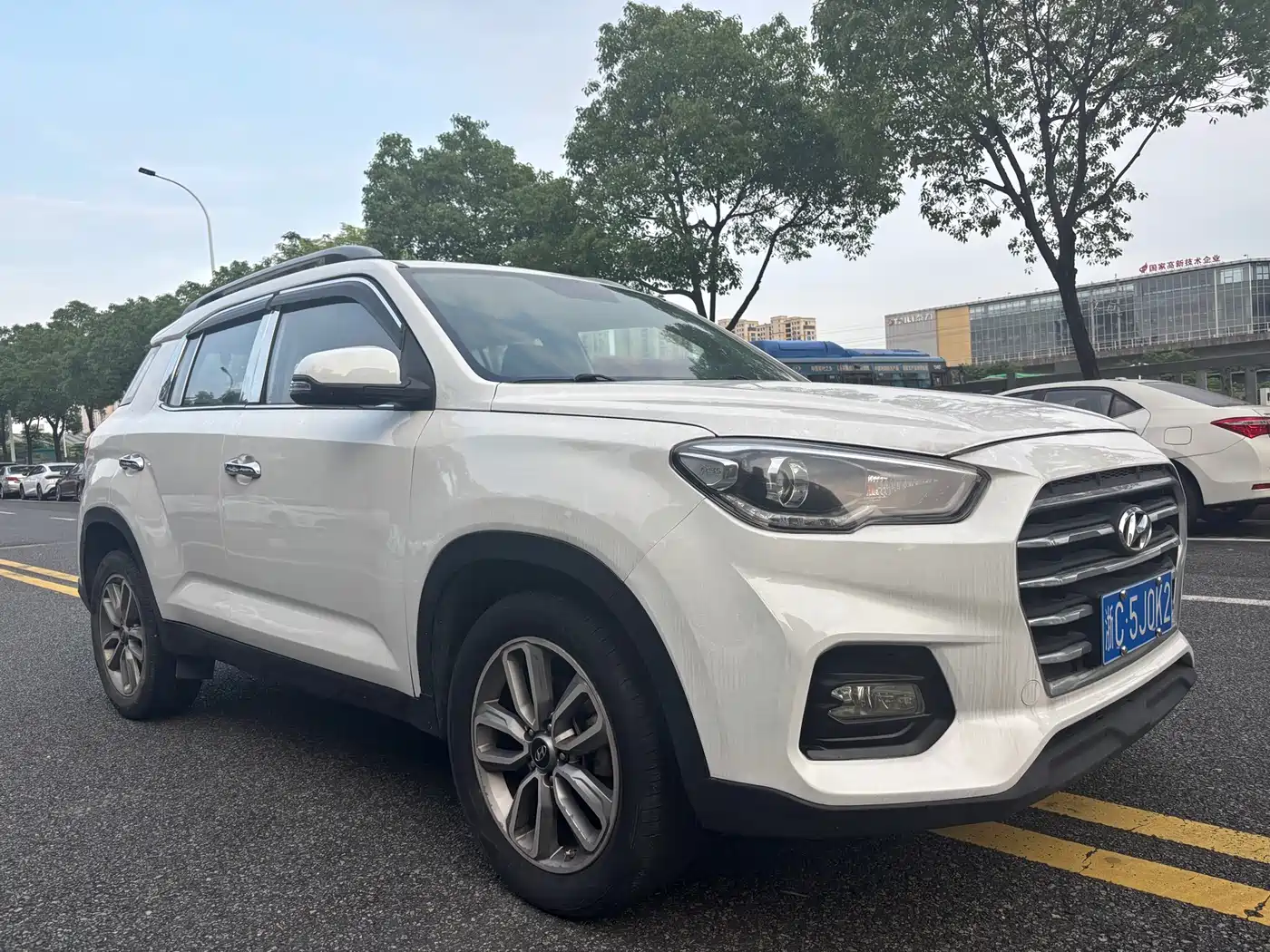 Hyundai Beijing Hyundai ix35 2018 2.0L Automatic 2WD Zhiyong·Enjoyment Edition фото 6