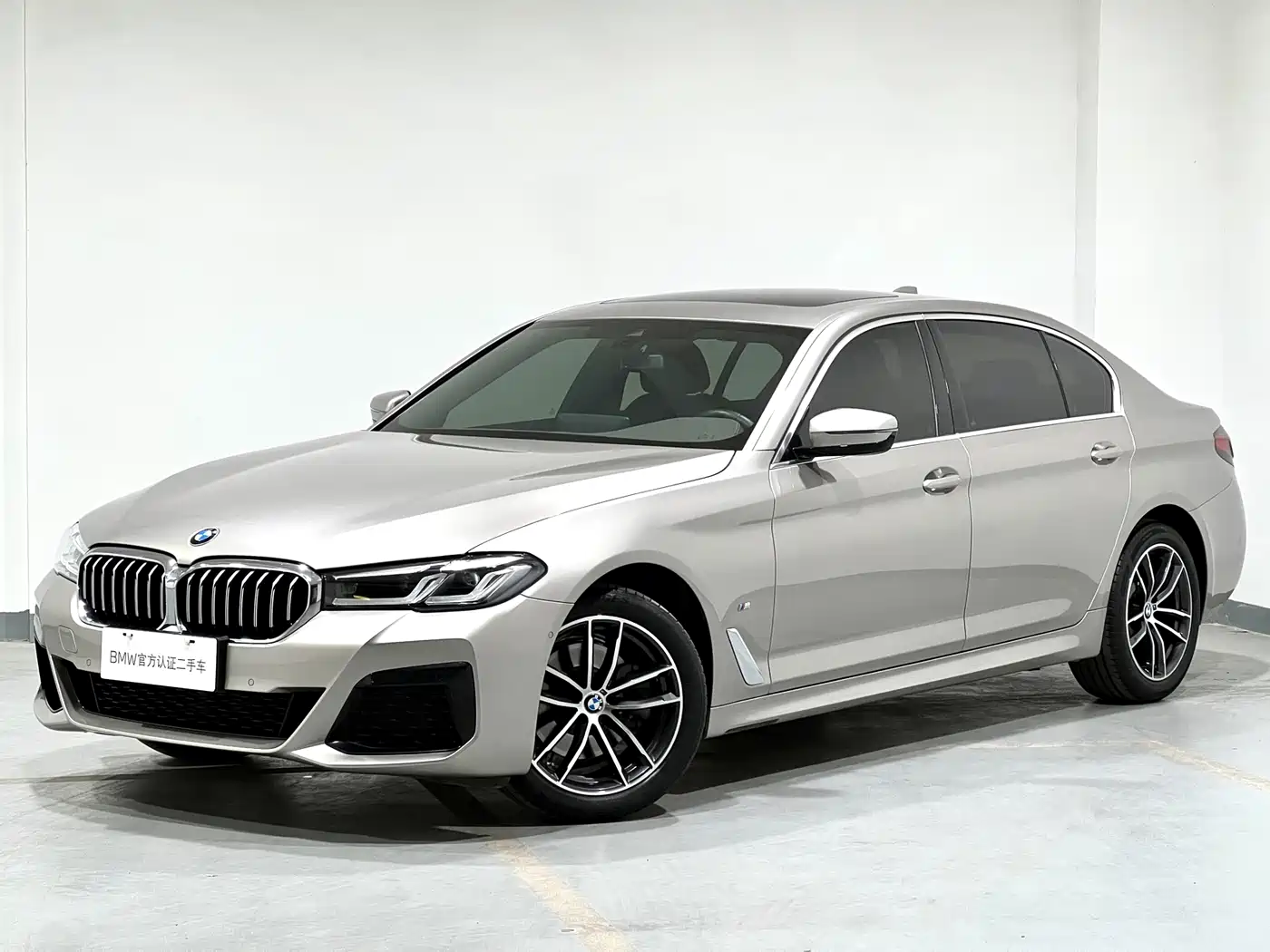 BMW 5 Series 2022 525Li M Sport Package фото 2