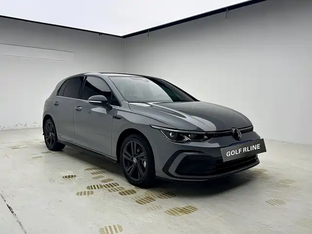 Volkswagen Golf 2023 280TSI DSG R-Line 20th Anniversary Edition — фото 3