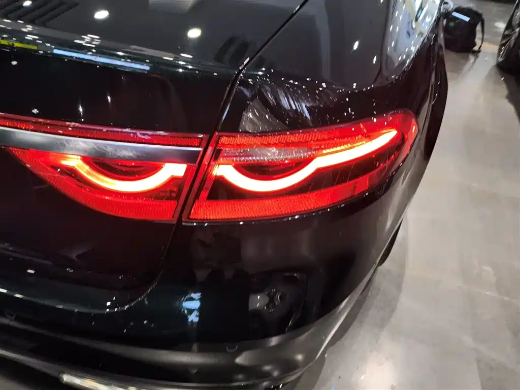 JAGUAR XFL