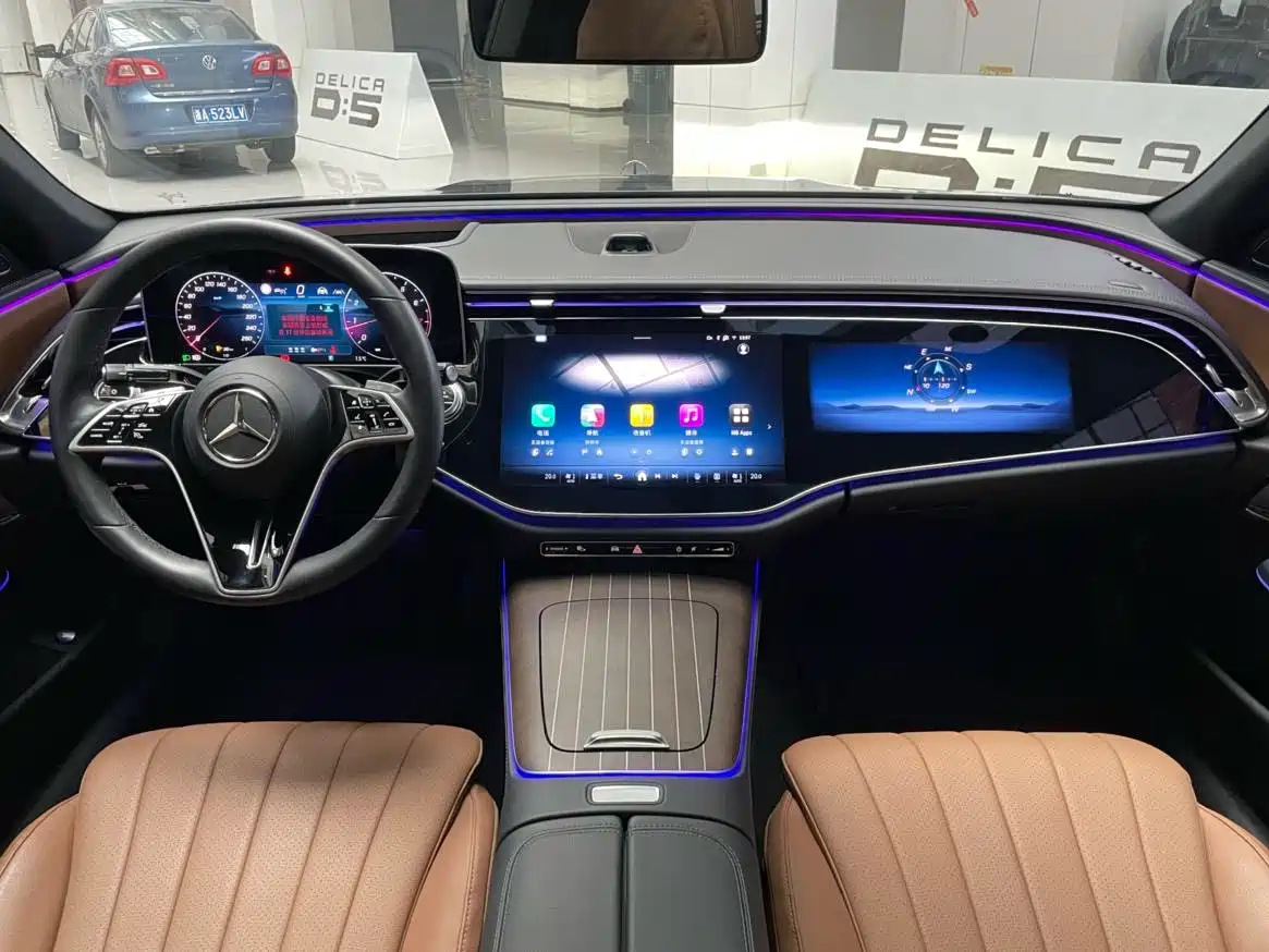 MERCEDES-BENZ E-CLASS