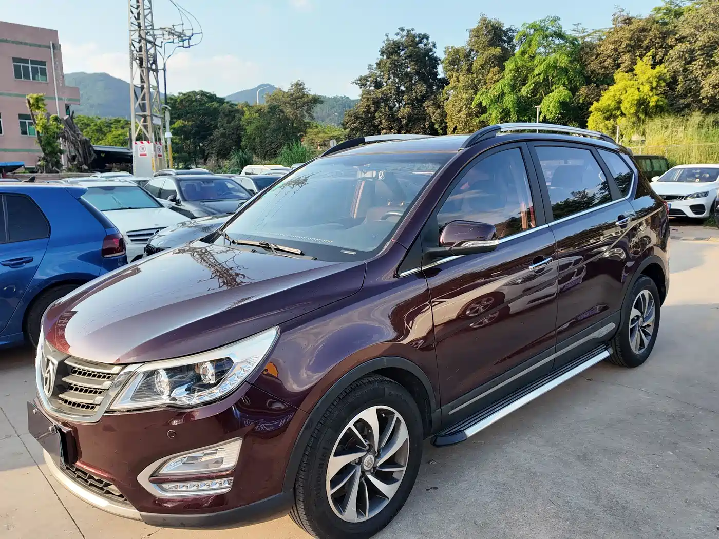 Baojun 560 2016 2016 1.8L iAMT Luxury