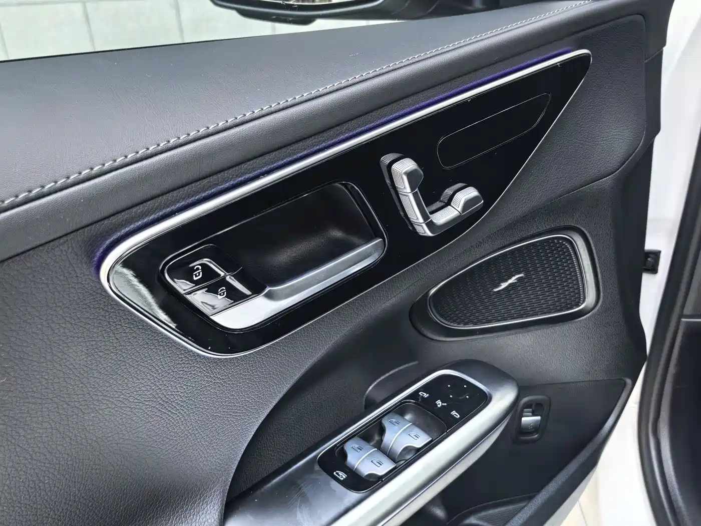 Mercedes-Benz C-Class 2024 Facelift C 260 L 4MATIC Sport фото 16