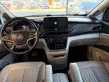 Photo 7 - Buick GL8