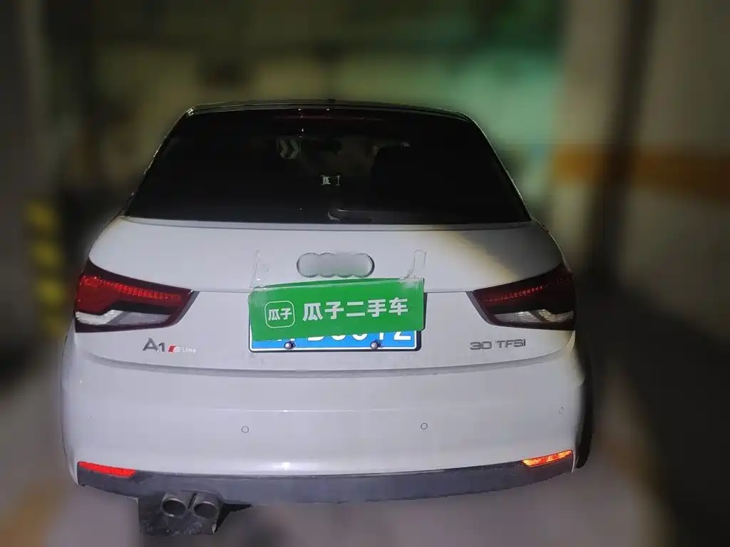 Audi A1 2016 2016 30 TFSI Sportback Design Style Edition