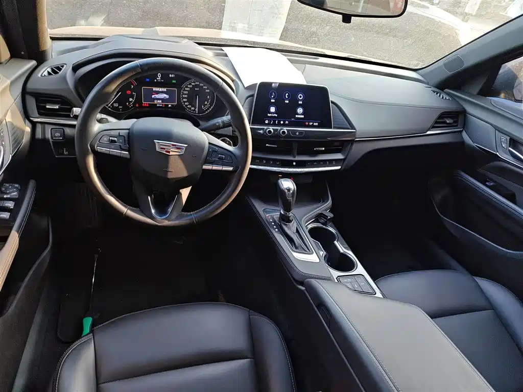 CADILLAC CT4