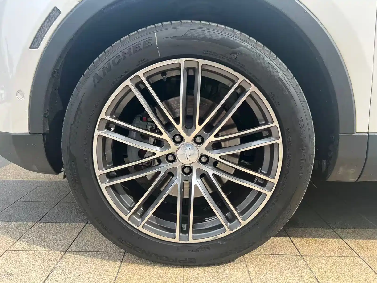 Фото 20 - Lincoln MKX
