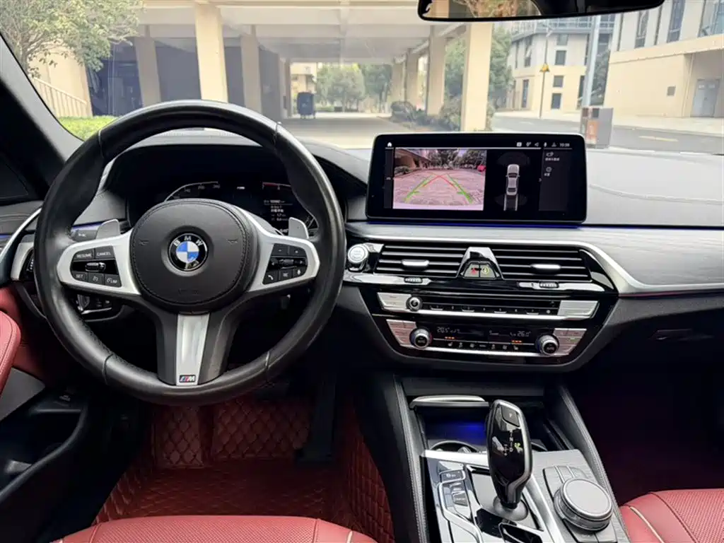 BMW 5 Series 2021 530Li Leading M Sport Package фото 19