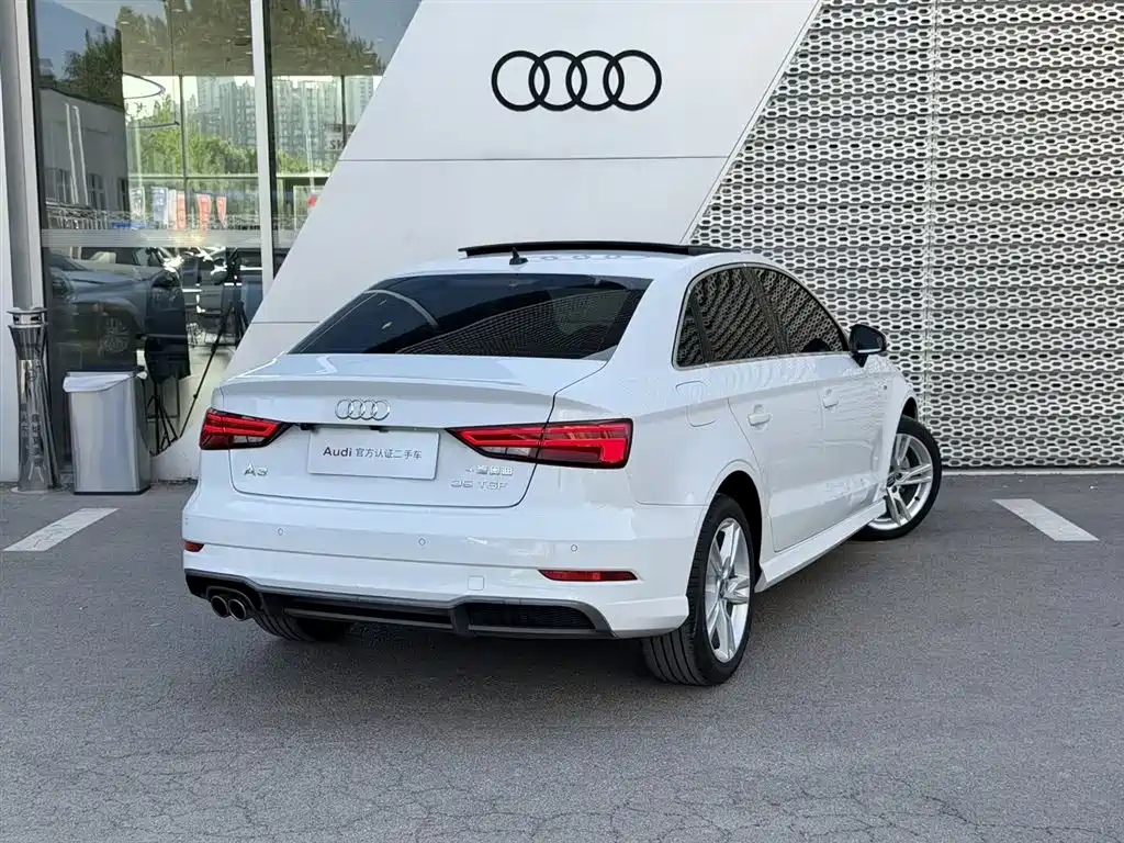 Audi A3 2019 Limousine 35 TFSI Fashion China VI фото 5