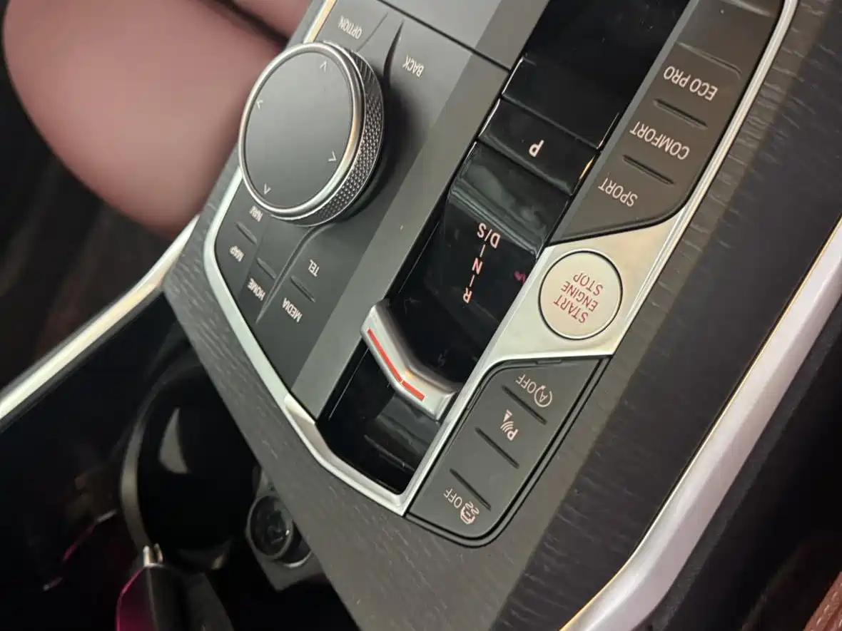 BMW 3 Series 2025 325Li M Sport Package фото 16