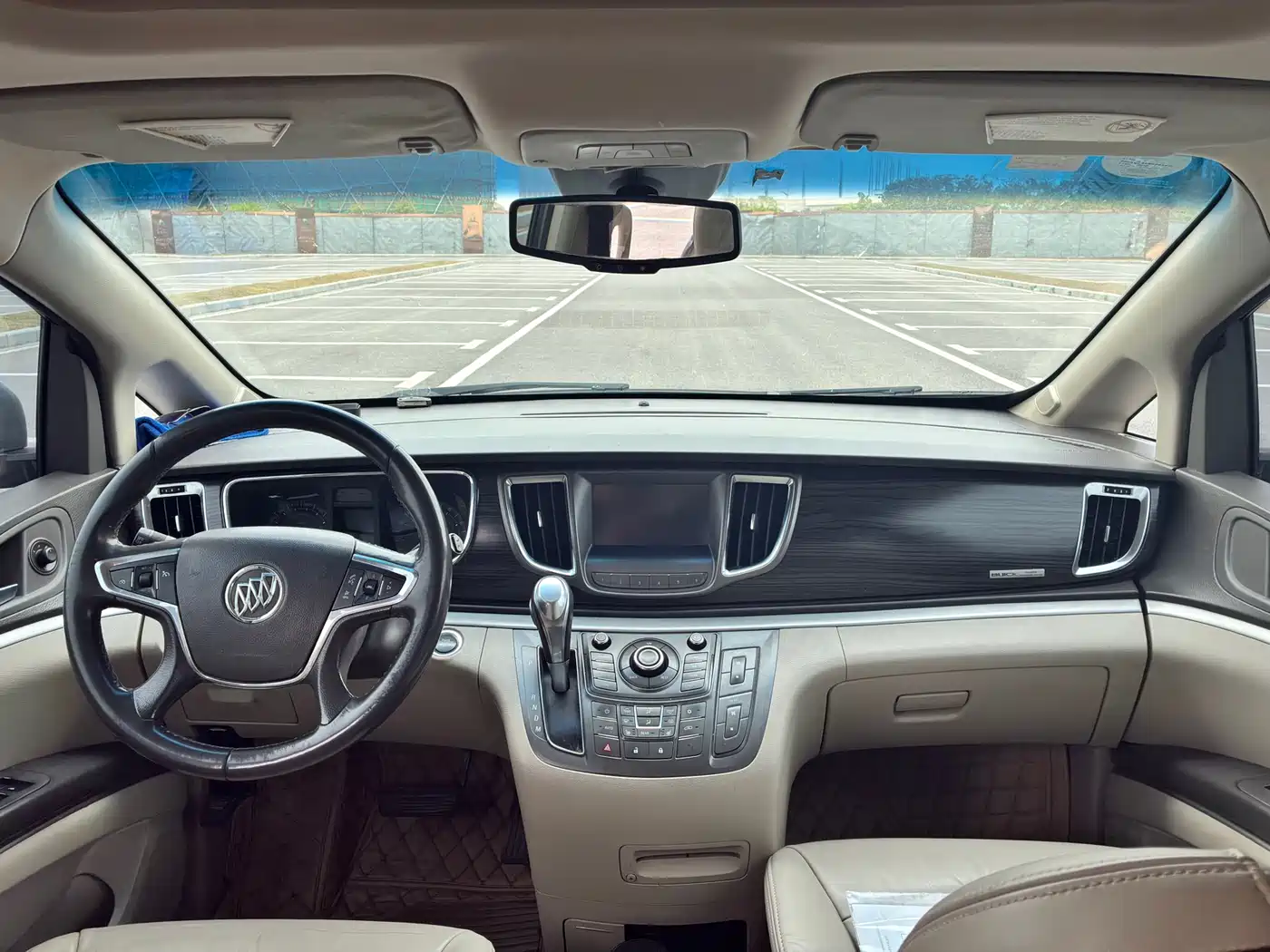 Buick GL8 2011 3.0L GT Luxury Business Elegance Edition фото 9