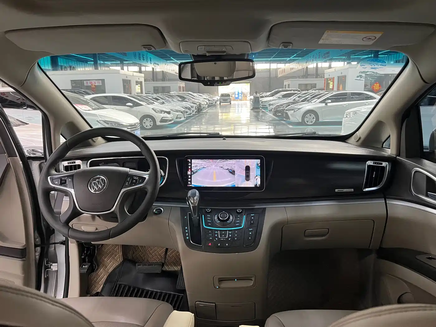Buick GL8 2013 3.0L XT Luxury Business Flagship Edition фото 9