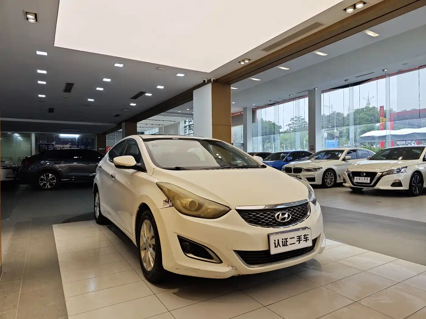 Hyundai Langdong 2016 1.6L Automatic Premium Edition фото 4