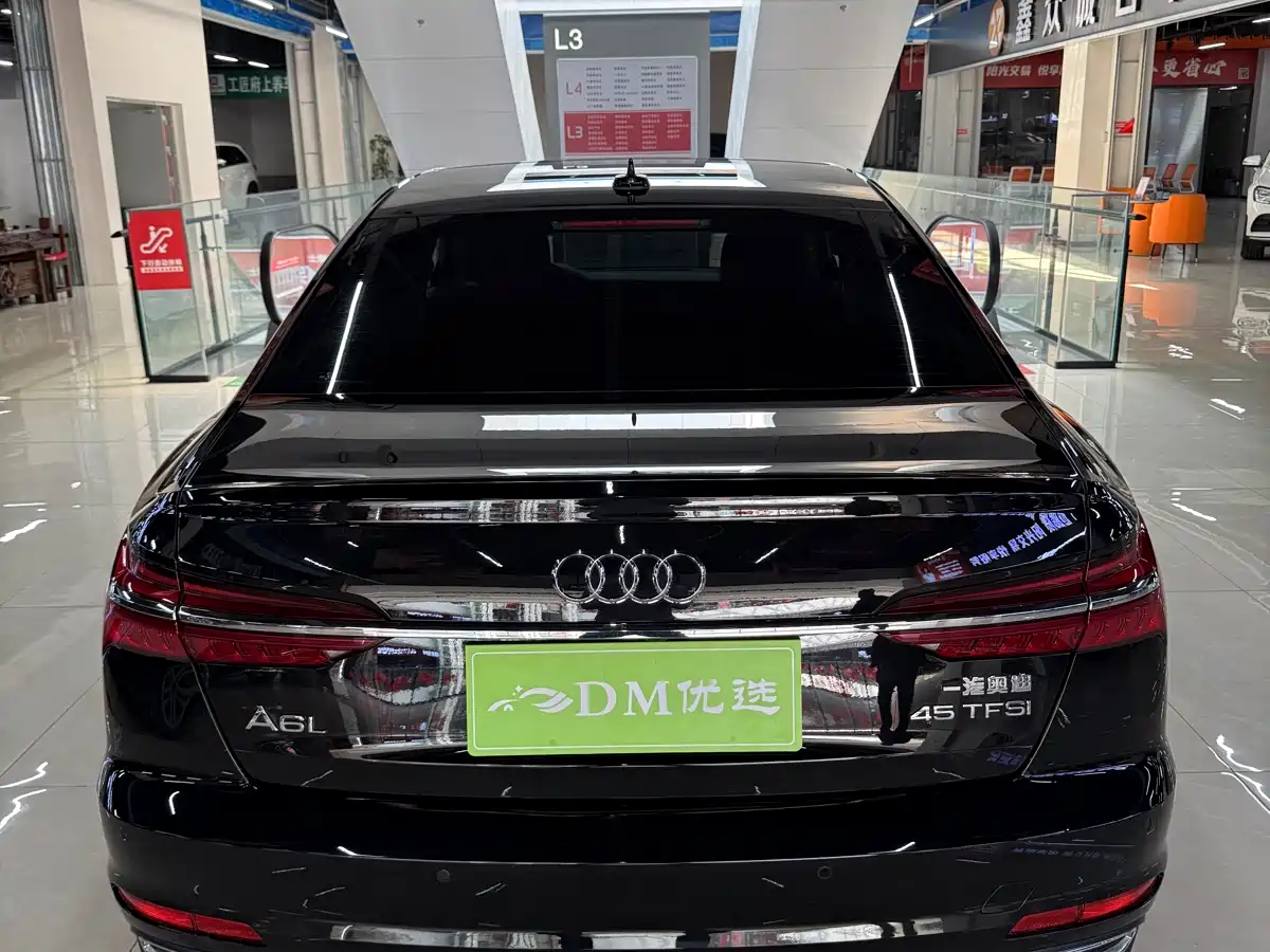 Audi A6L 2019 45 TFSI Premium Elegance фото 8