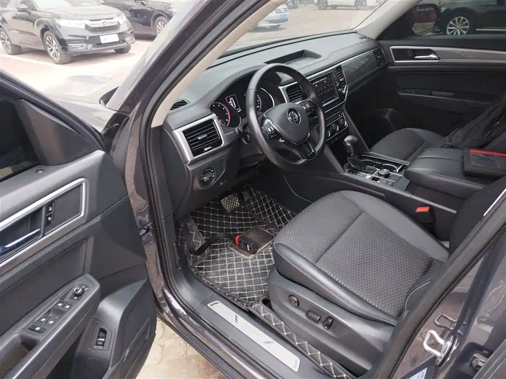 Volkswagen Teramont 2017 380TSI 4WD Comfort Edition фото 16