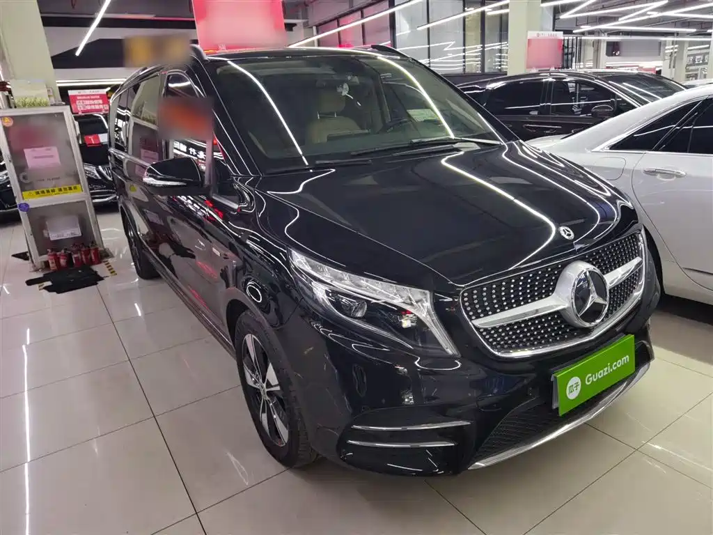 Mercedes-Benz V-Class 2020 Model V 260 L Long Wheelbase Luxury фото 9