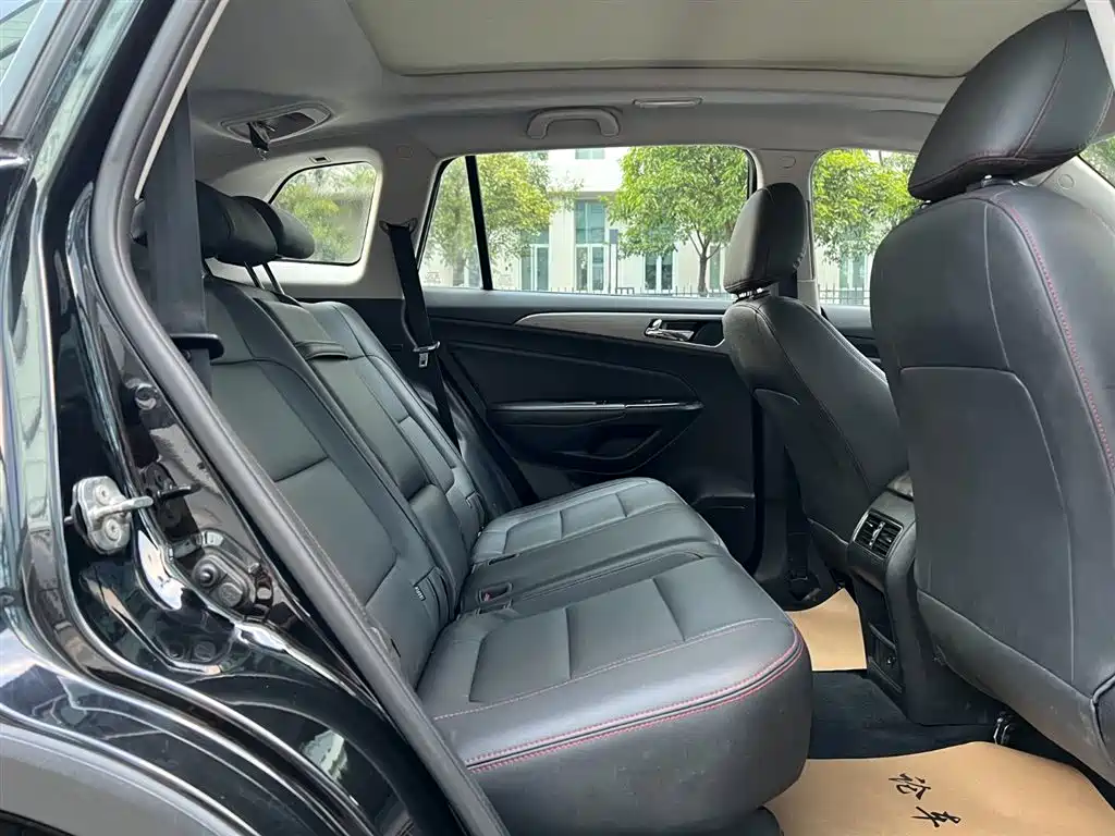 CHANGAN CS75