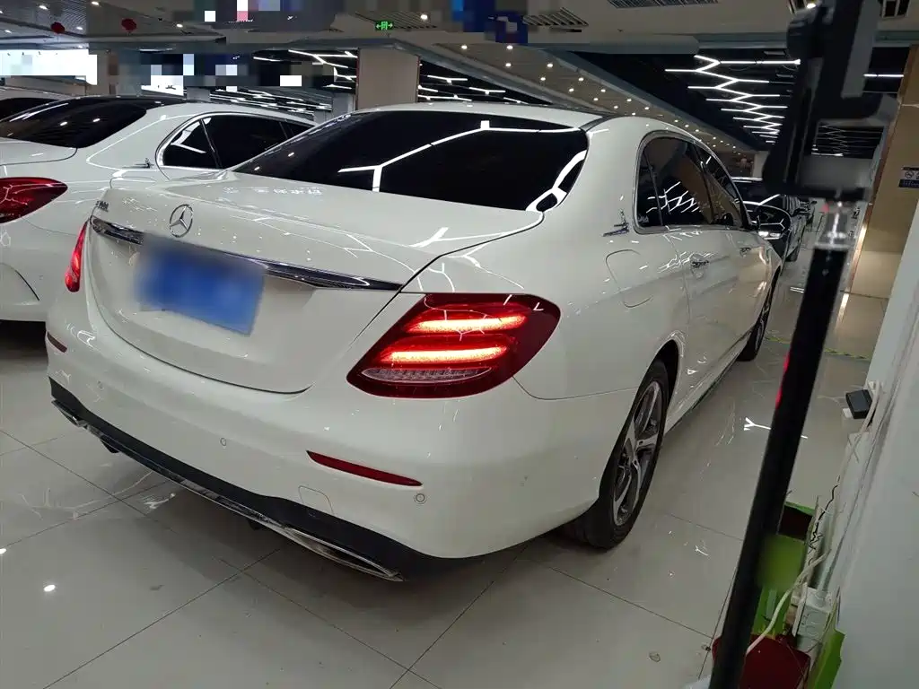 Mercedes-Benz E-Class 2018 E 300 L Sport Luxury фото 7