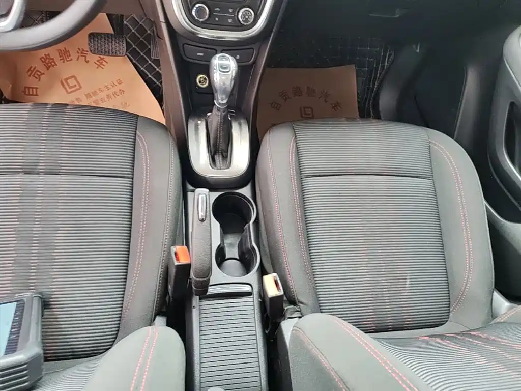 Buick Encore 2015 1.4T Automatic 2WD Urban Elite фото 14