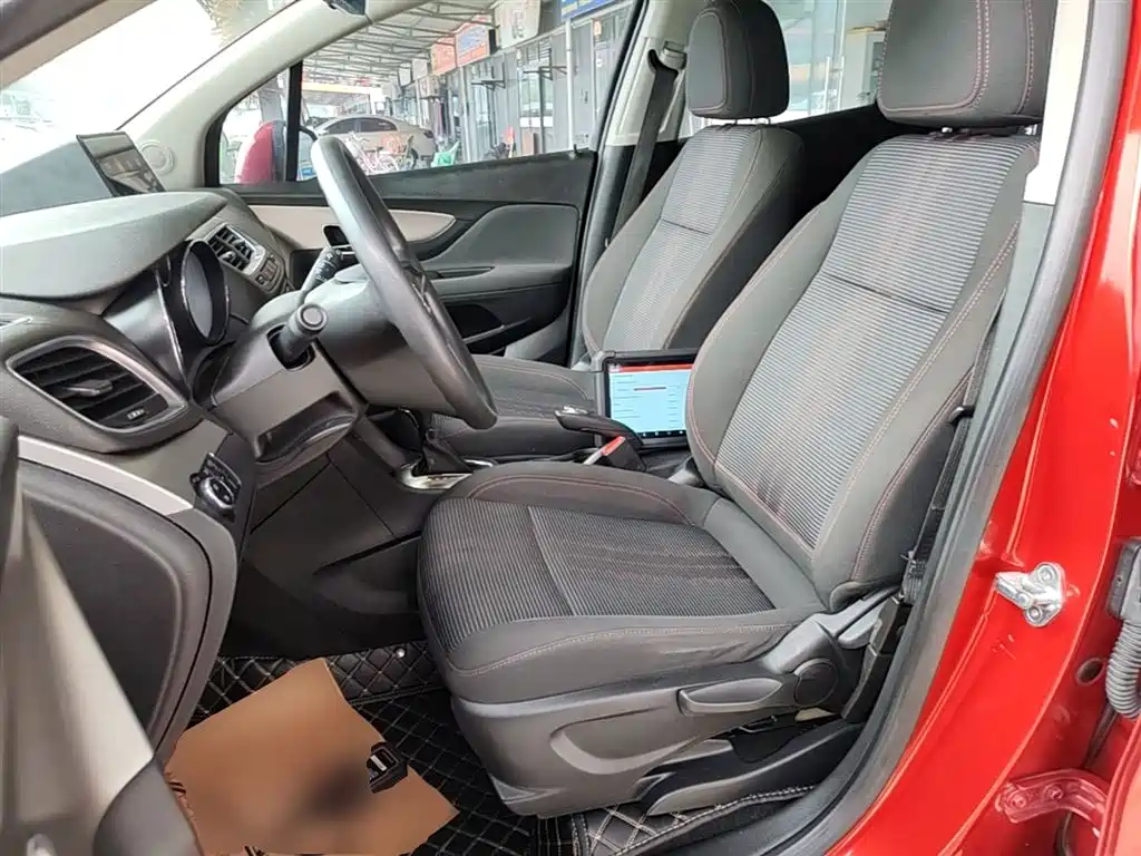 Buick Encore 2015 1.4T Automatic 2WD Urban Elite фото 15