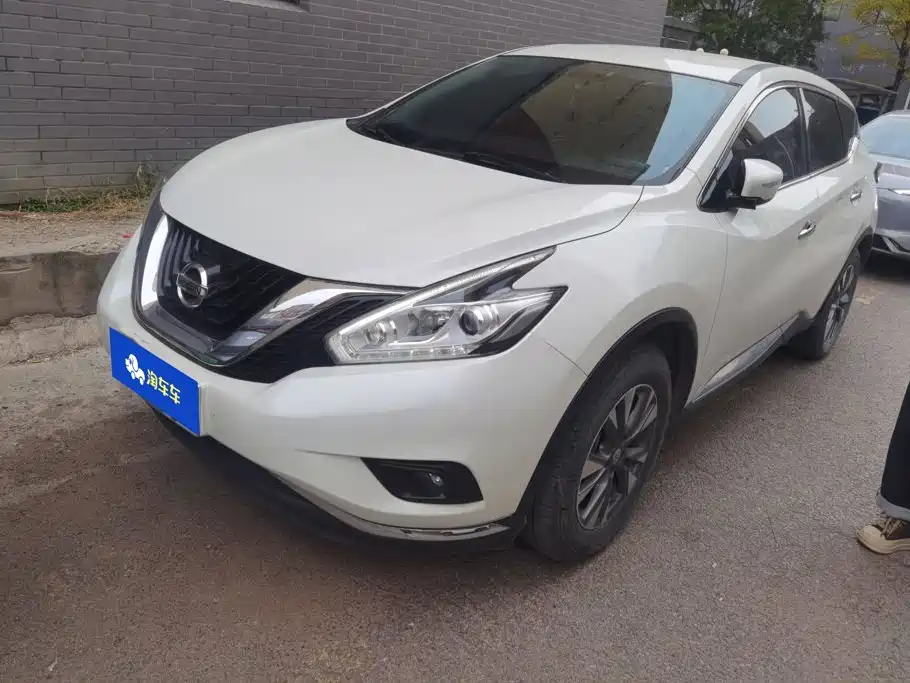Similar car