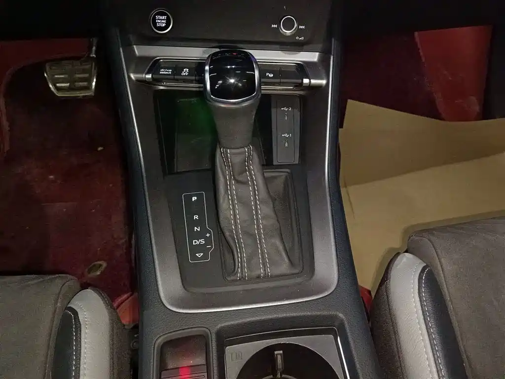 Audi Q3 2023 40 TFSI Fashion Dynamic фото 14