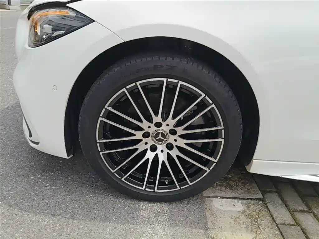 Mercedes-Benz C-Class 2023 C 200 L Sport фото 23