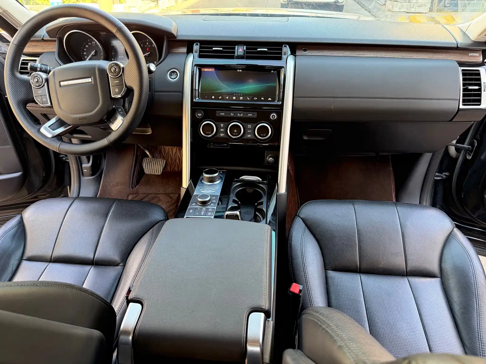 Photo 7 - Land Rover Discovery