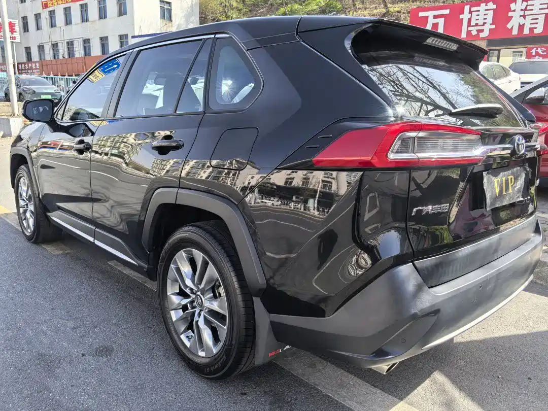 Toyota Wildlander 2022 2.0L CVT FWD Luxury Edition фото 7