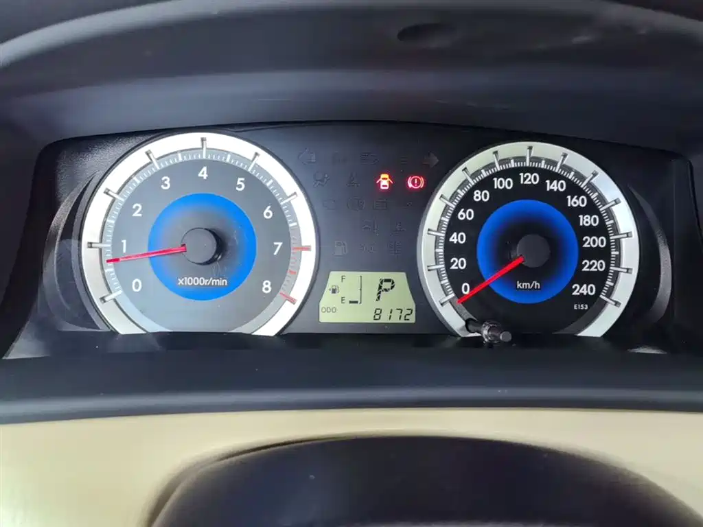 Toyota Corolla 2013 1.6L Automatic Excellence Edition фото 12