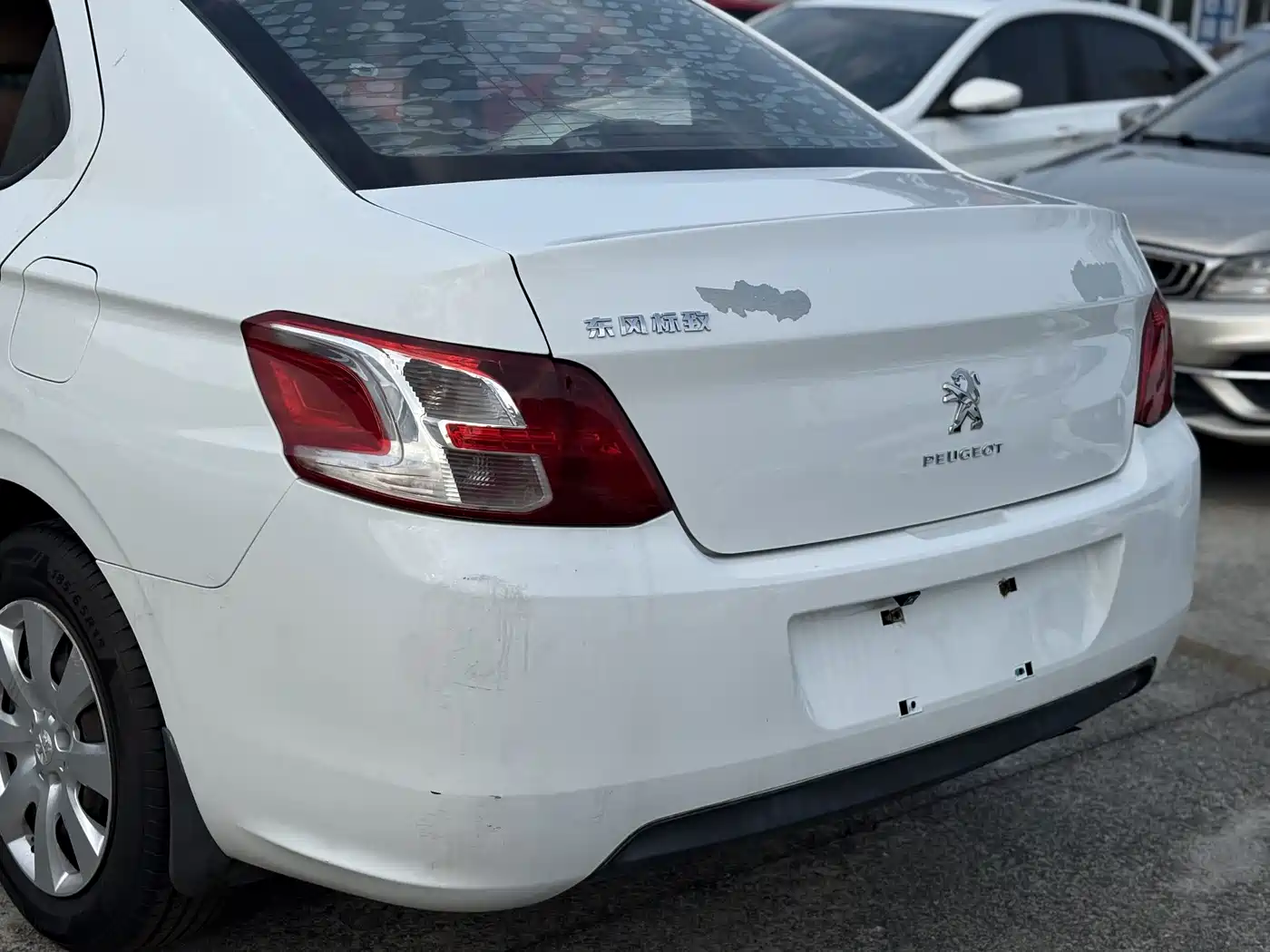 Peugeot 301 2015 2014 1.6L Automatic Comfort Edition