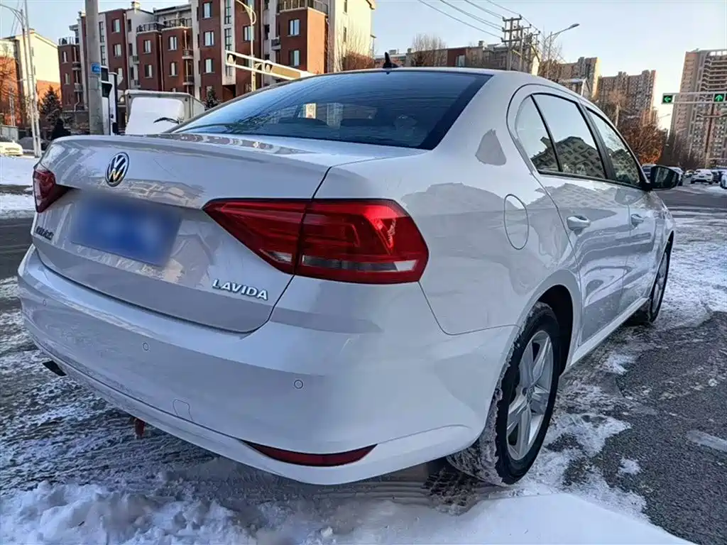Volkswagen Lavida 2018 Classic 1.5L Manual Trend China VI фото 6