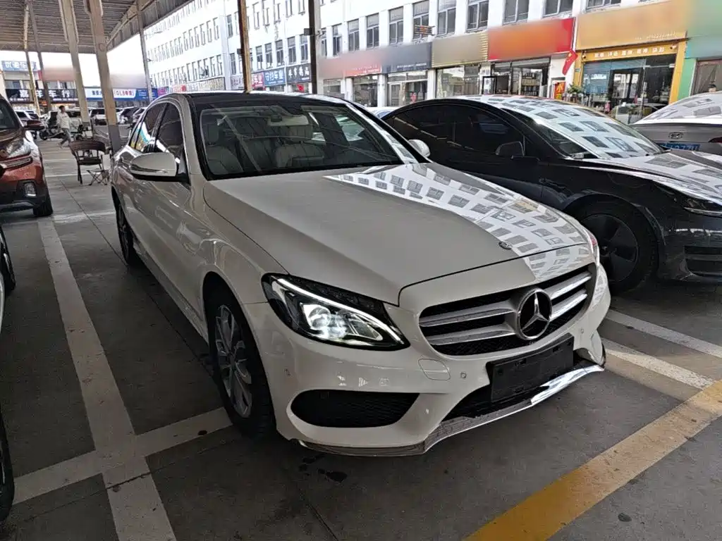 Фото 4 - Mercedes-Benz C-Class