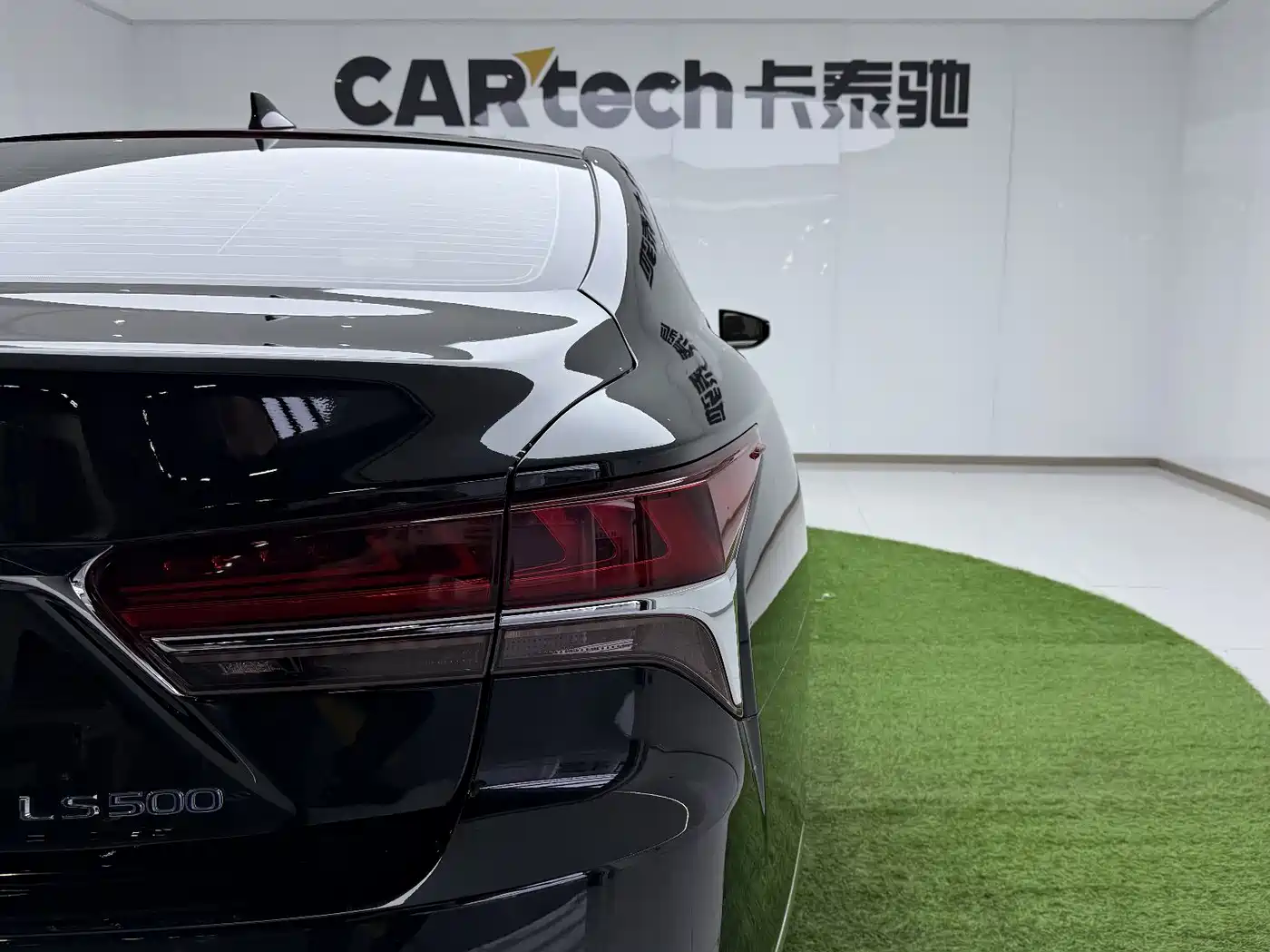 Lexus LS 2020 500h Excellence (China VI) фото 25