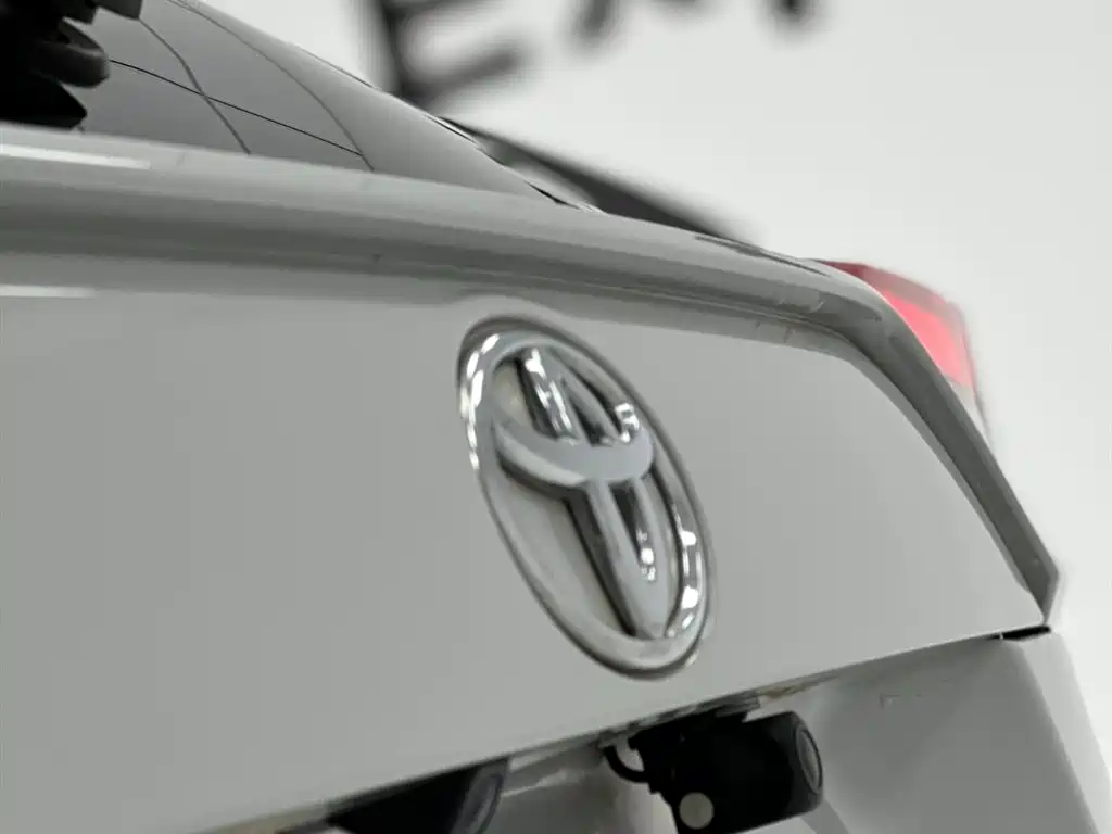 Toyota RAV4 Rongfang 2022 2.0L CVT 2WD Trend Edition фото 12