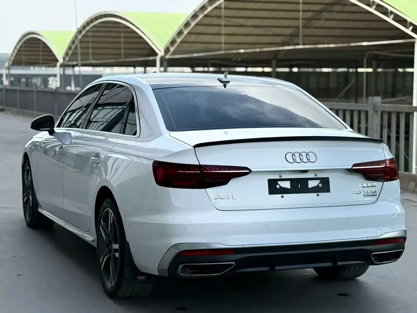 Audi A4L 2020 40 TFSI quattro Luxury Elegance фото 4