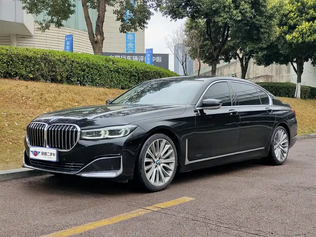 BMW 7 Series 2019 740Li Leading Luxury Package