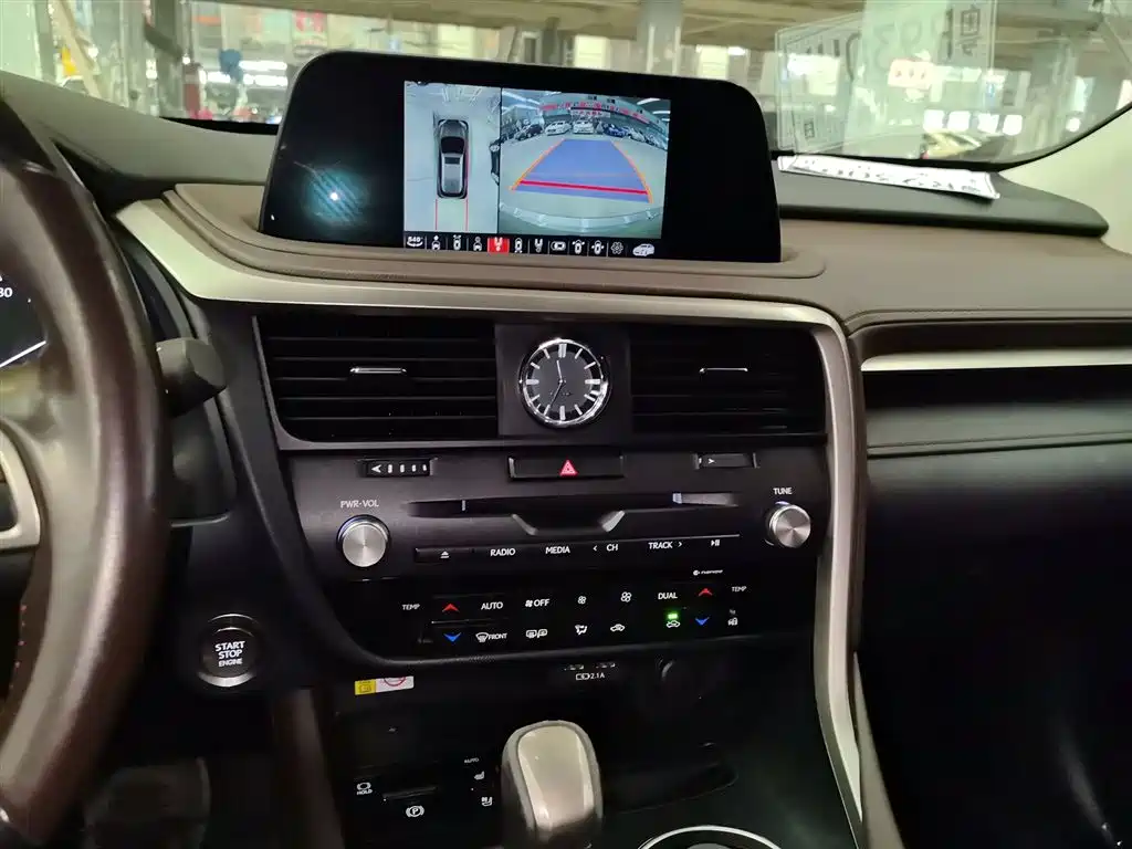 LEXUS RX