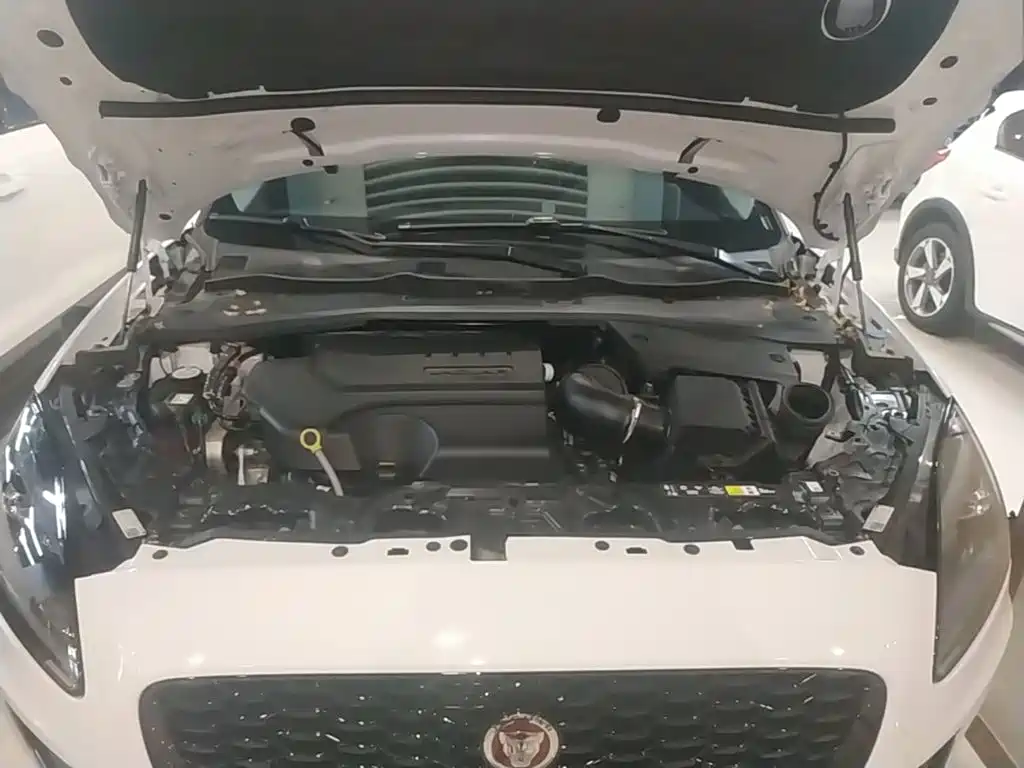Jaguar E-PACE 2025 2024 Gloss Black Sport Edition R-DYNAMIC SE BLACK